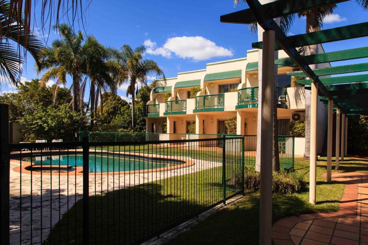Mcnevins Maryborough Motel Экстерьер фото